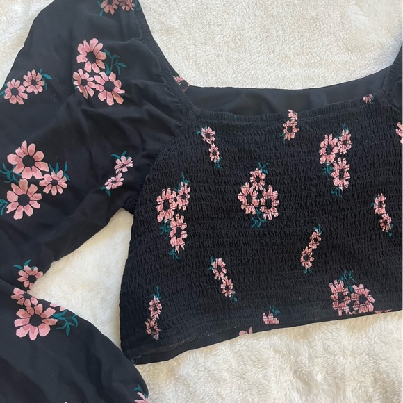 Wild Fable Floral Crop Top - Picture 5 of 10